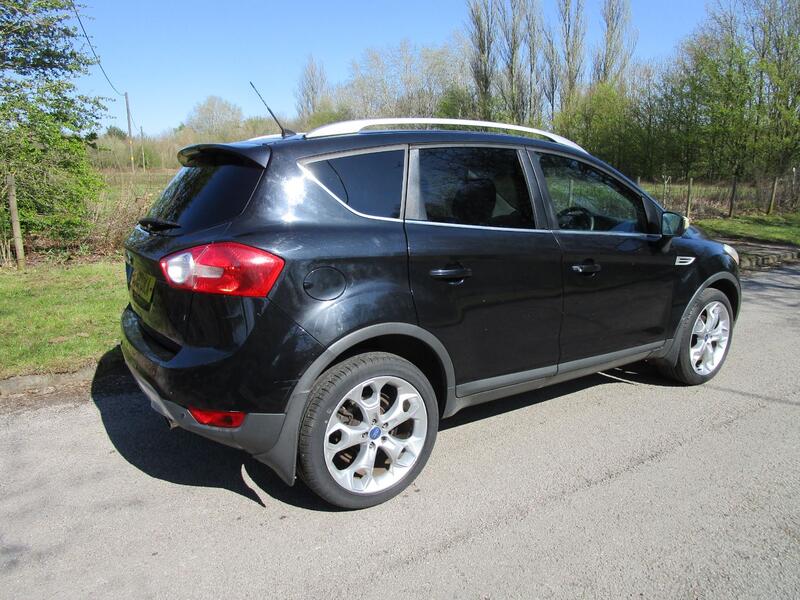 FORD KUGA