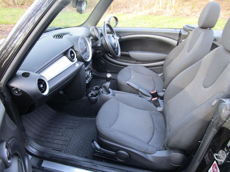 MINI CONVERTIBLE