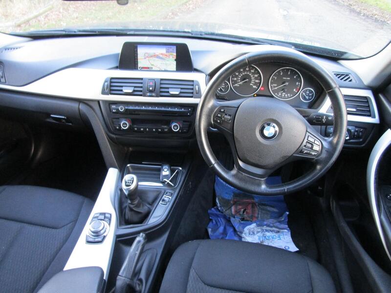 BMW 3 SERIES