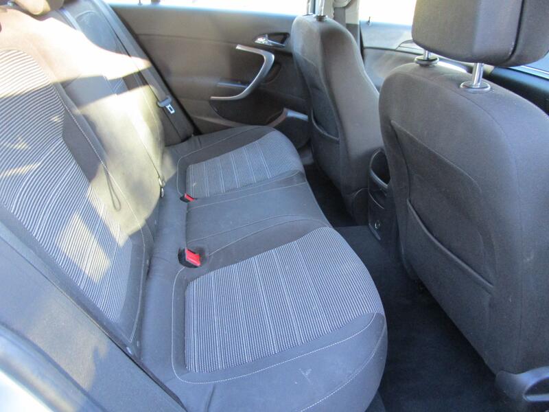 VAUXHALL INSIGNIA