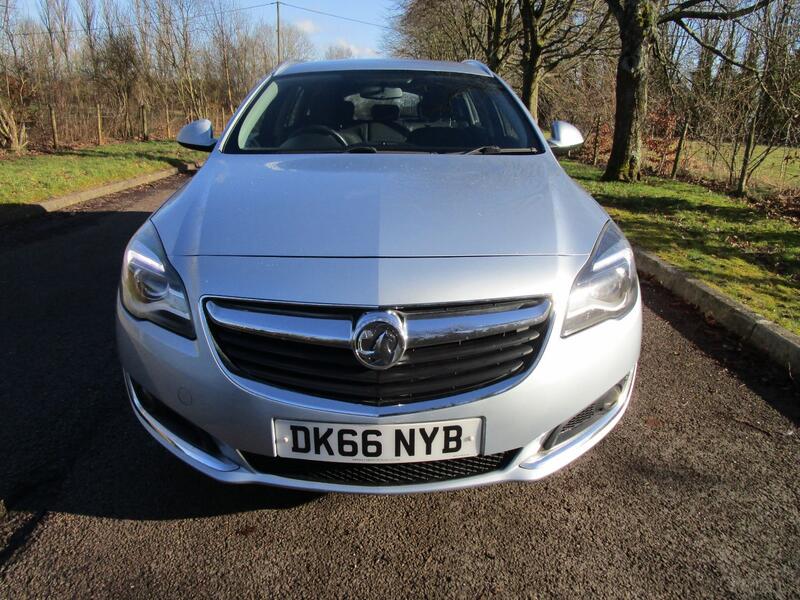 VAUXHALL INSIGNIA