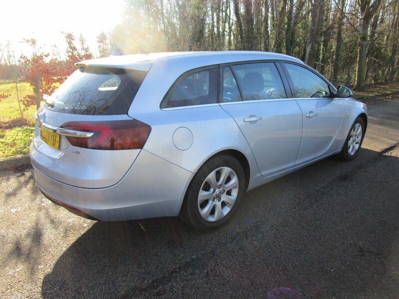 VAUXHALL INSIGNIA
