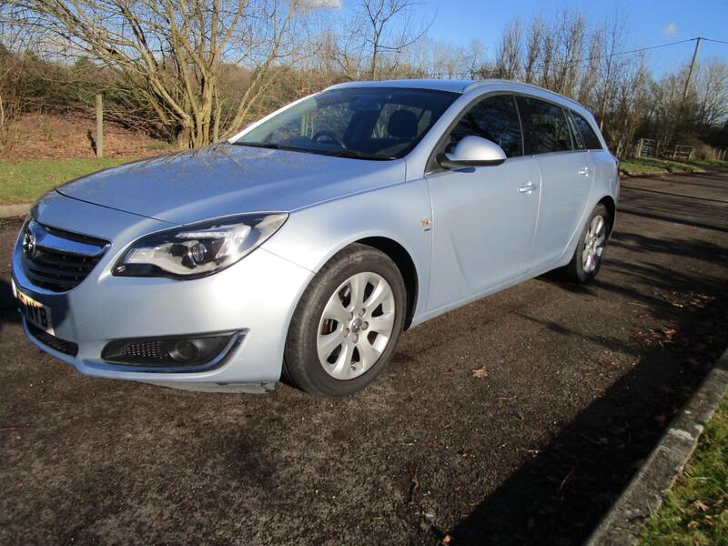 VAUXHALL INSIGNIA
