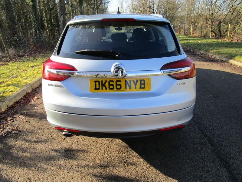 VAUXHALL INSIGNIA