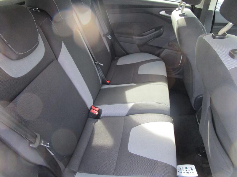 FORD FOCUS