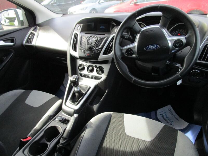 FORD FOCUS