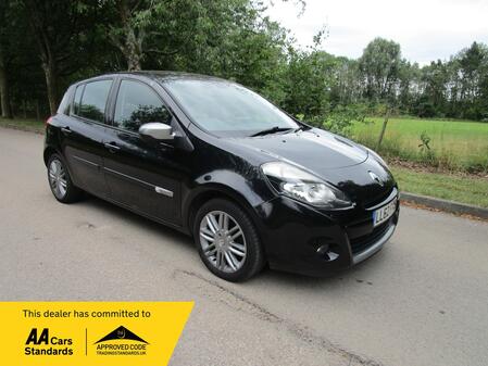RENAULT CLIO 1.5 dCi Dynamique TomTom LADY OWNED 13 YRS, F.S.H